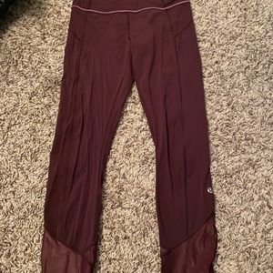 Lululemon women's Deep Red Maroon Pink Piping size 6
